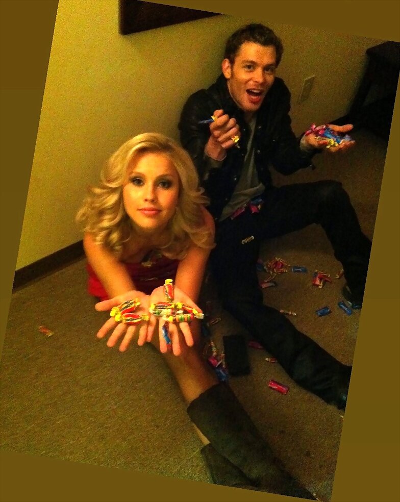 Behind the scenes Claire Holt  The Vampire Diaries