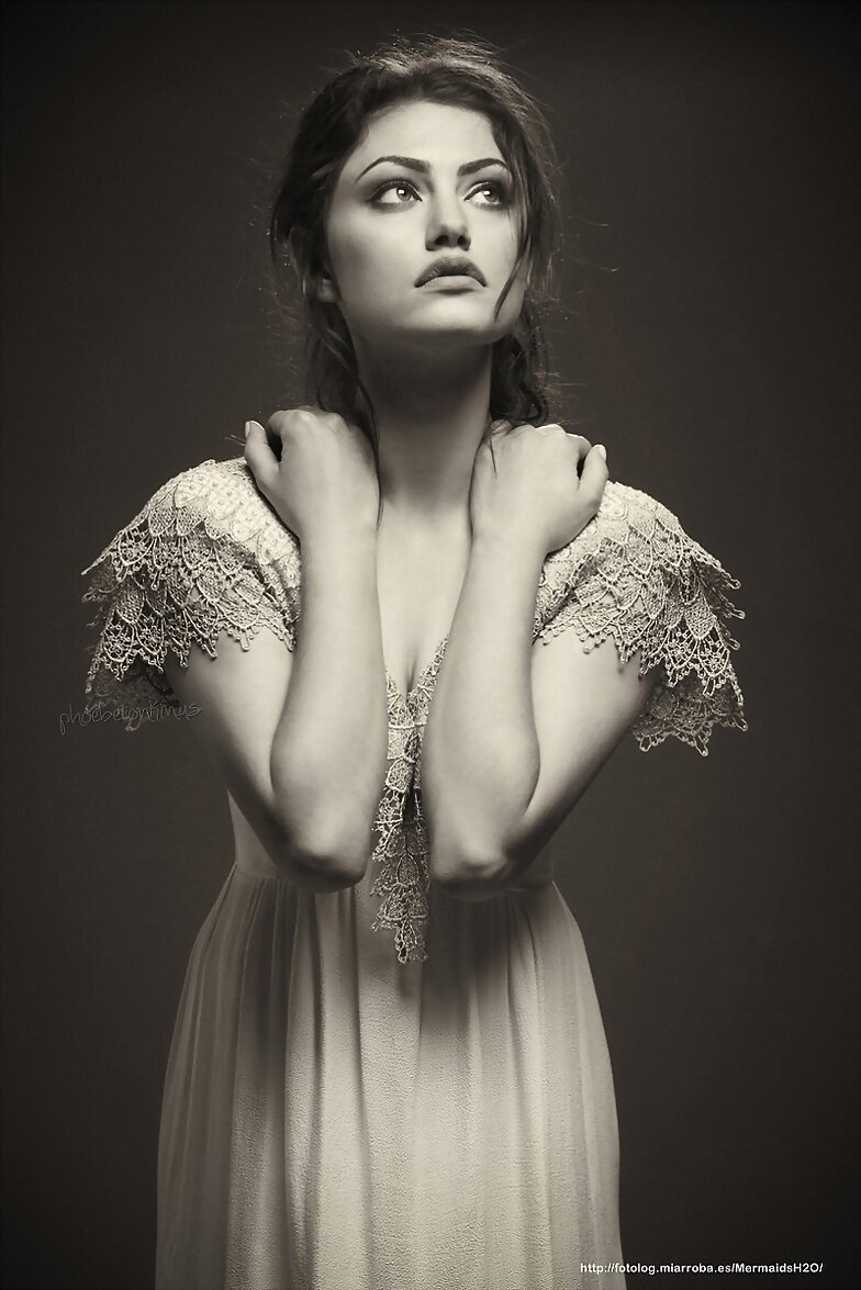 Phoebe Tonkin photoshoot Brian Megallones 2012