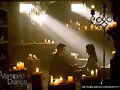 Still de Jeremy y Bonnie en la 4&ordf;Temporada de TVD