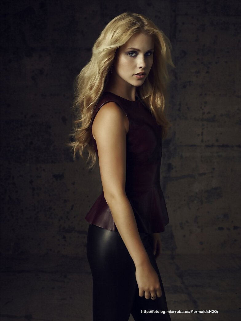 Claire Holt como Rebekah Mikaelson en TVD