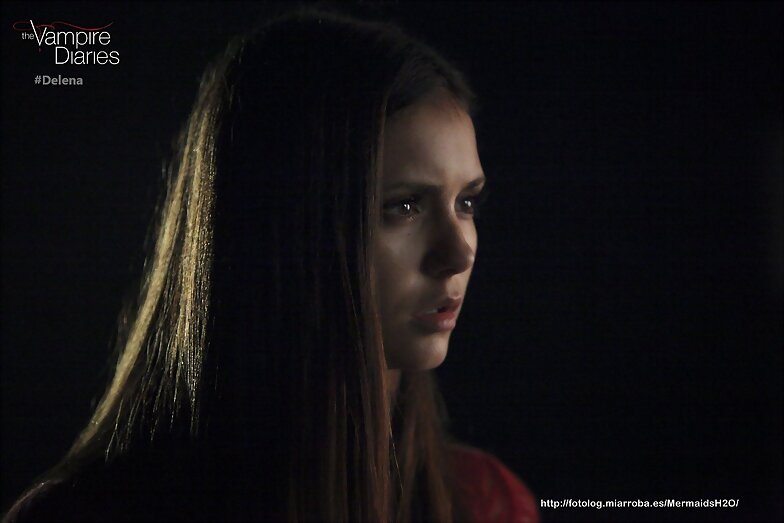 Crónicas Vampíricas 4x06 We All Go A Little Mad ..