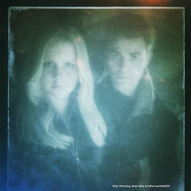 Claire Holt y Paul Wesley de 'The Vampire Diaries'