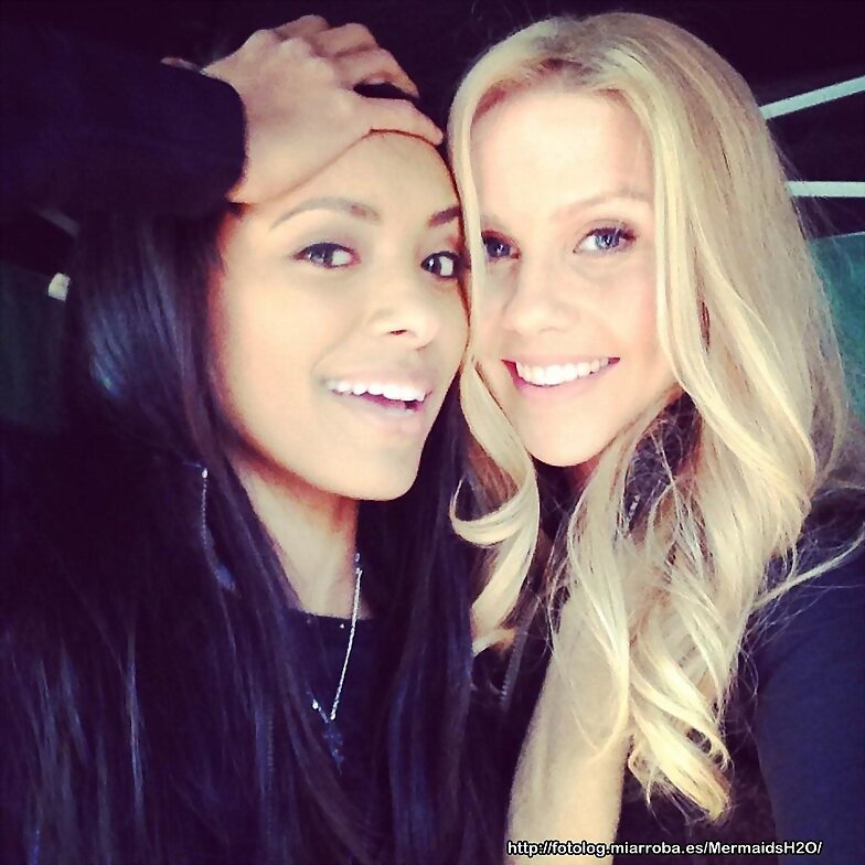 Claire Holt en el set de The Vampire Diaries T4