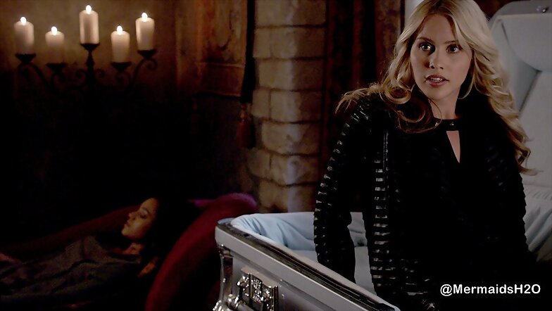 Claire Holt como Rebekah en The Originals