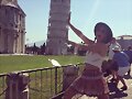Cleo Massey en la Torre de Pisa, Italy