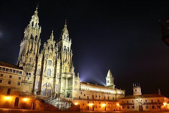 El fin del Camino,La catedral ante nosotros.