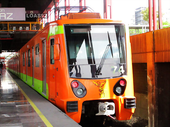 Metro ferreo CAF FE-07