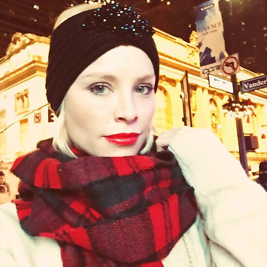 HOY LUNES 29-12-2014, FOTO DE SORAYA DE NAVIDAD