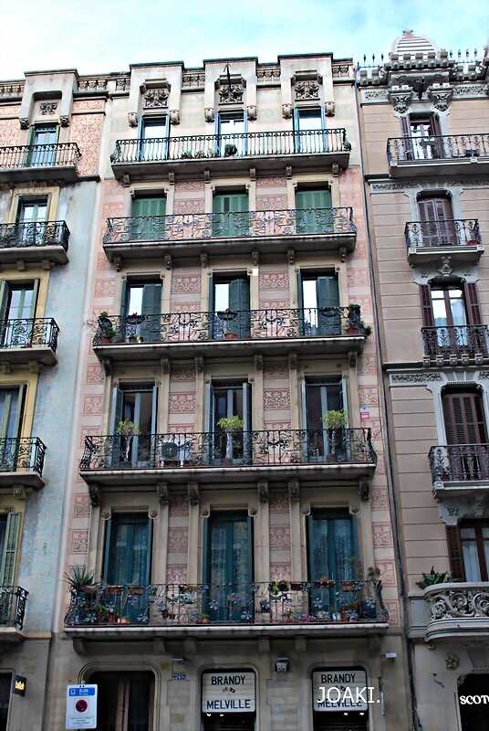 BARCELONA ESGRAFIADA -10-