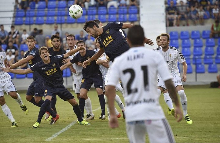 UCAM Murcia 4-3 Real Oviedo (eliminados de Copa)