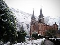 Nieve a punta pala en Asturias