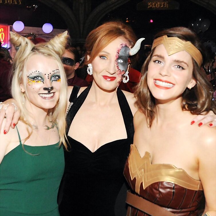 Evanna, J.K Rowling y Emma.