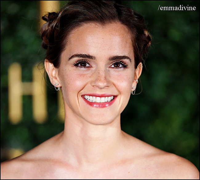 Emma Watson - Premiere Bella y Bestia en Londres