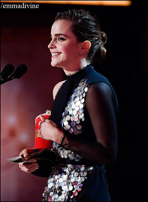 Emma Watson en los MTV AWARDS.