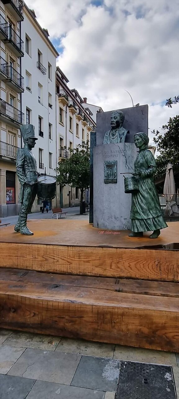 HOY VISITAMOS: SAN SEBASTIAN: LA TAMBORADA