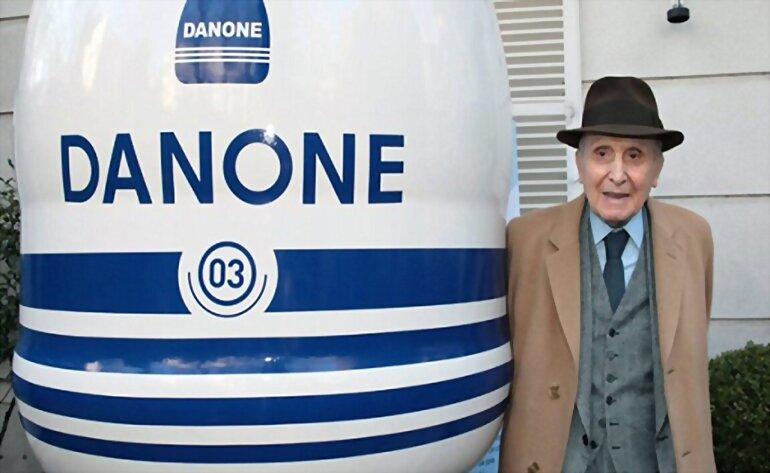 TAL DIA COMO HOY...  FUNDADOR DANONE