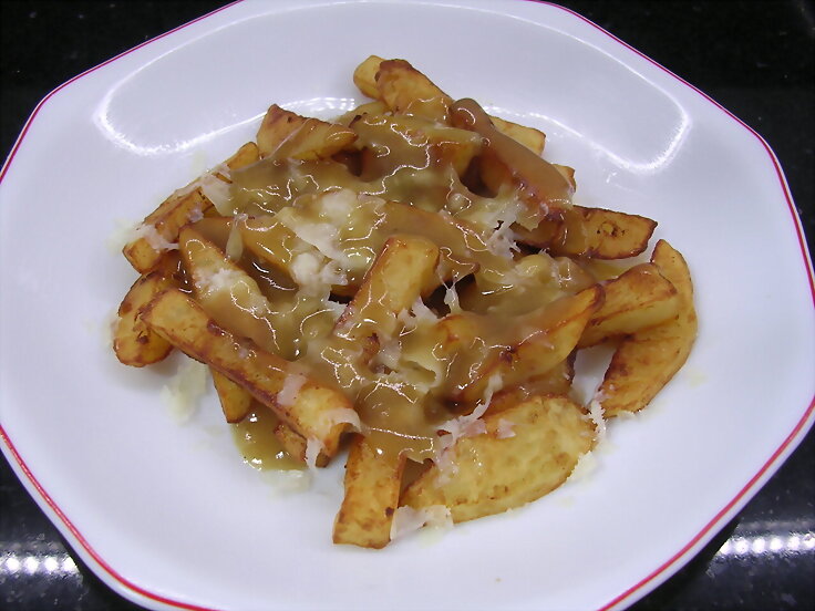 Chips with gravy