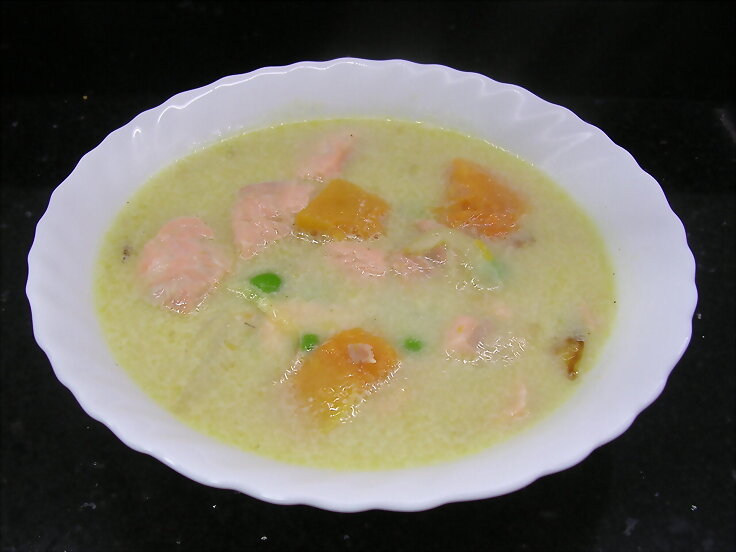 Sopa de salmón